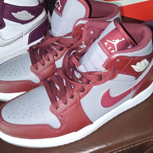 Nike Men's Blue and White High-Top Sneakers - Picture 2 of 14